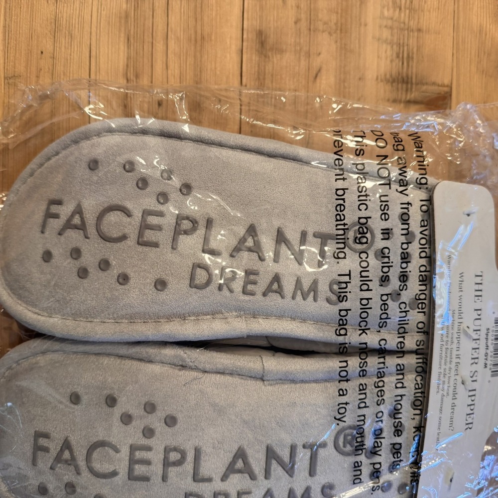 Faceplant Dreams Puffer Slippers Size 7/8 Medium Gray Cozy Plush Indoor Shoes - Picture 5 of 13